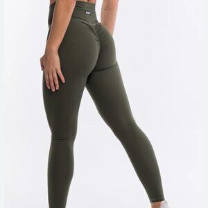 ECHT Scrunch Leggings XS Dusty Olive